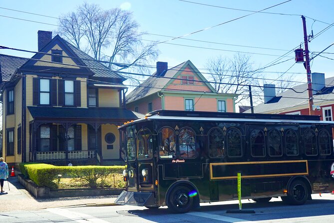 90-Minute Narrated Sightseeing Trolley Tour in Atlanta - Guide Experience