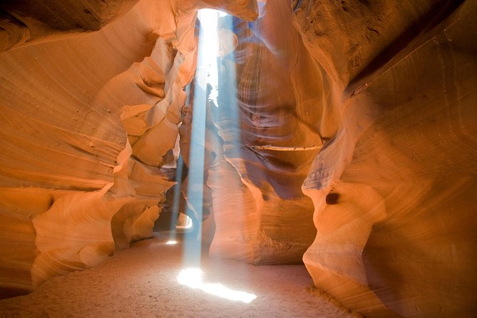 Antelope Canyon and Horseshoe Bend Tour From Sedona - Traveler Benefits