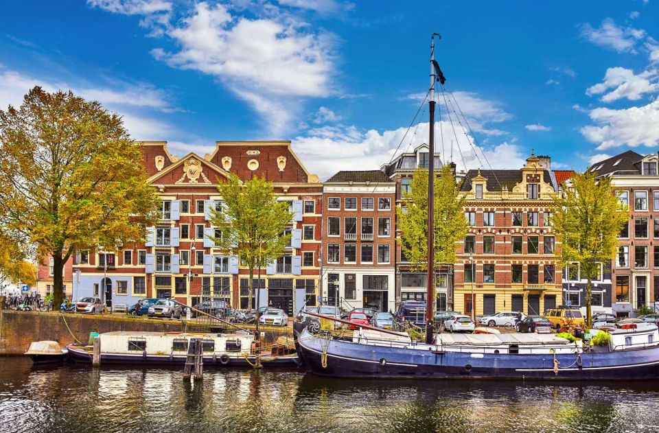 Bike Tour of Amsterdam Old Town, Top Attractions and Nature - Booking Details
