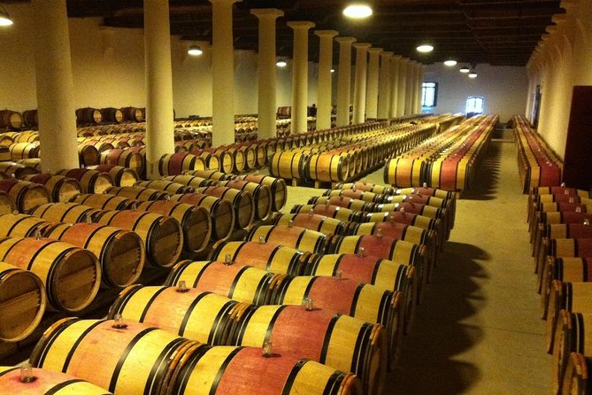 Bordeaux Super Saver Historic Gourmet Walking Tour With Lunch and Médoc Tour - Itinerary Details