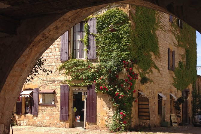 Bordeaux to Lascaux and Dordogne Valley Private Sightseeing Tour - Booking Information