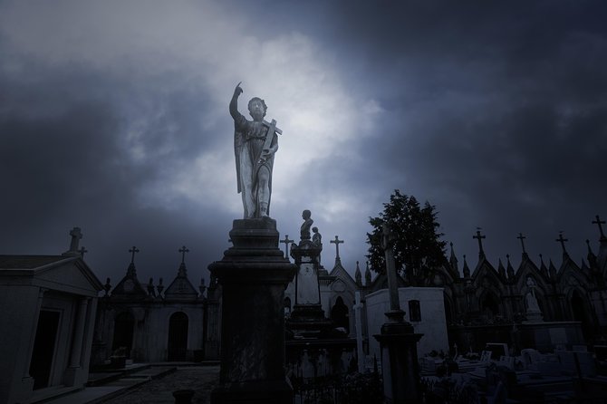 Cemetery and Ghost BYOB Bus Tour in New Orleans - Tour Itinerary