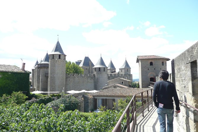 Cité De Carcassonne Guided Walking Tour. Private Tour. - Meeting Details