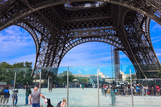 Eiffel Tower Access to 2nd Floor and Summit Option With Guide - Meeting and Pickup Information