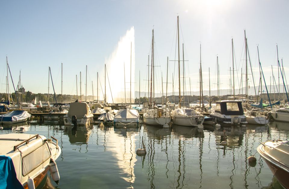 Explore the Best Guided Intro Tour of Geneva With a Local - Booking Details