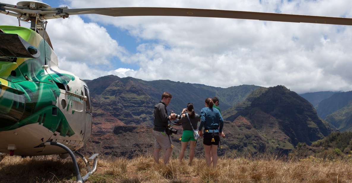 From Lihue: Experience Kauai on a Panoramic Helicopter Tour - Tour Highlights