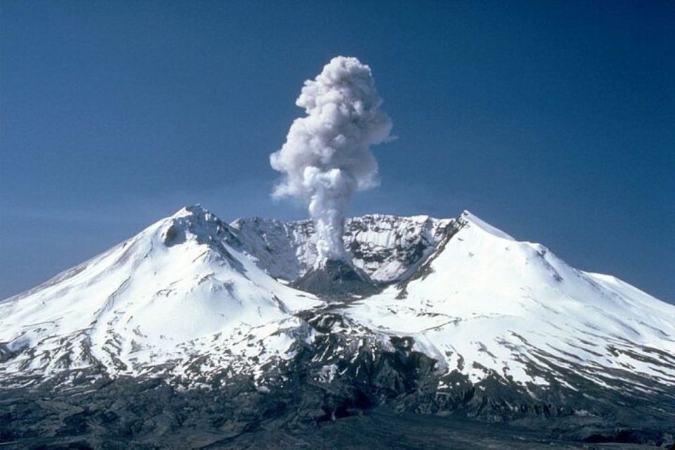 From Seattle: Mt Saint Helen Tour - Highlights