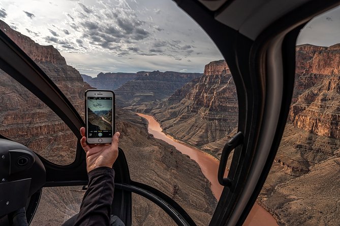 Grand Canyon Deluxe Helicopter Tour From Las Vegas - Customer Experience