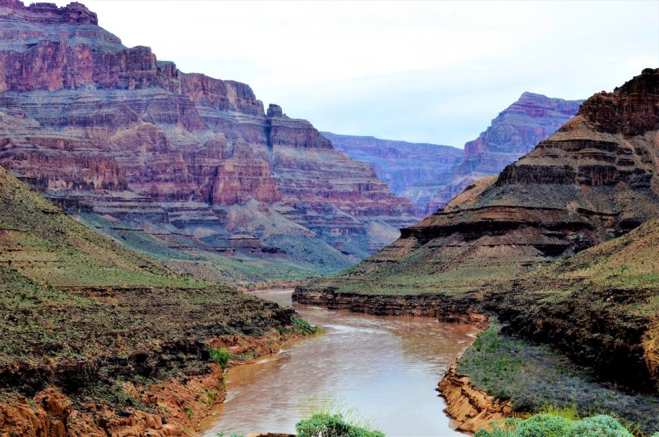 Grand Canyon Helicopter Tour With Black Canyon Rafting - Tour Highlights