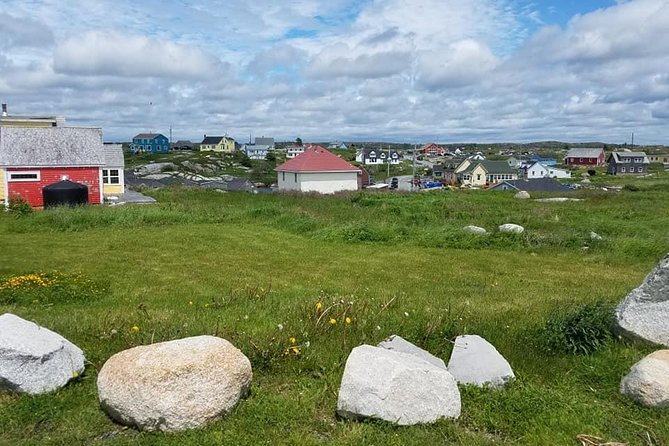 Half-Day Group Tour of Peggys Cove and the Coast  - Halifax - Inclusions and Services Provided