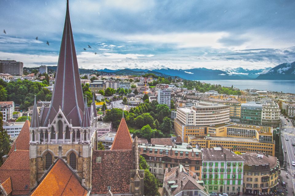 Lausanne Highlights Self Guided Scavenger Hunt & Tour - Experience Highlights