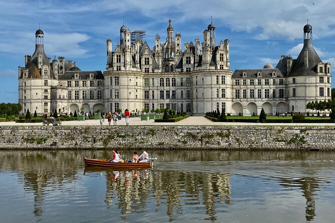 Loire Valley Castles and Wine Small-Group Day Trip From Paris - Participant Reviews and Feedback