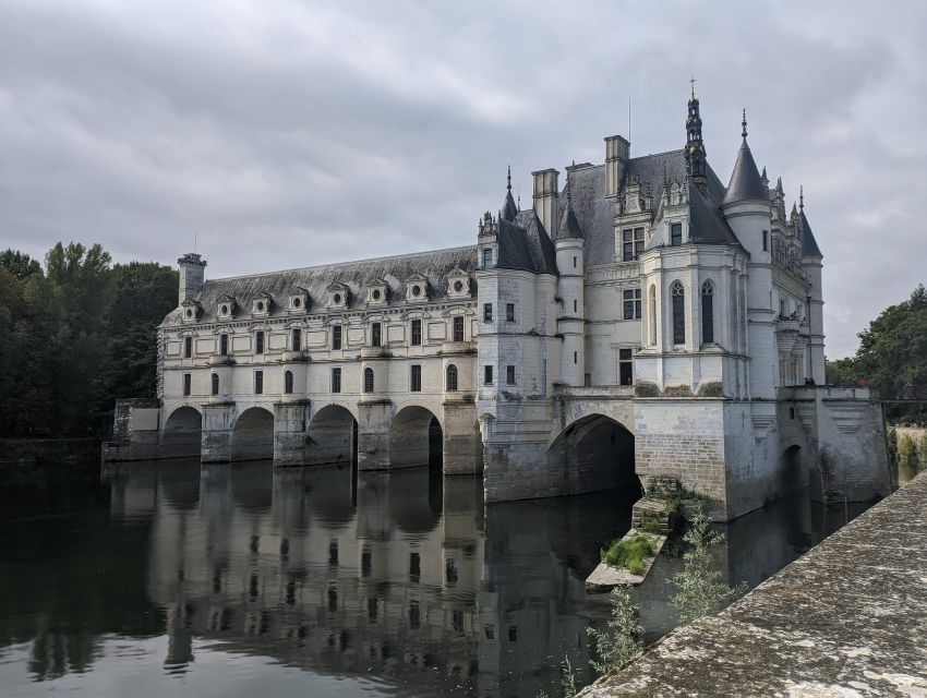 Loire Valley Castles Private Tour From Paris/skip-the-line - Château De Chenonceau Experience