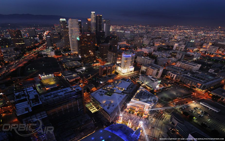 Los Angeles at Night 30-Minute Helicopter Flight - Live Night Tour With Expert Commentary