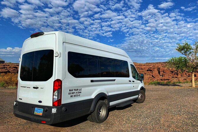 Lower Antelope Canyon and Horseshoe Bend Small Group Day Tour - Navajo-Guided Antelope Canyon Exploration