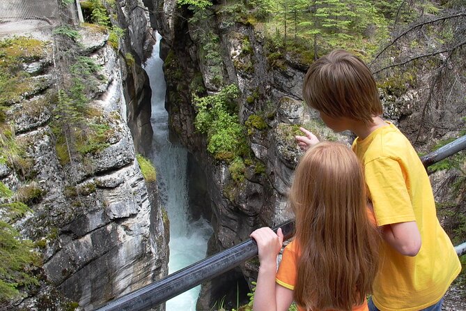 Maligne Canyon Hiking Tour - Customer Reviews