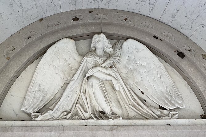 New Orleans Metairie Cemetery Tour: Millionaires and Mausoleums - Accessibility Details