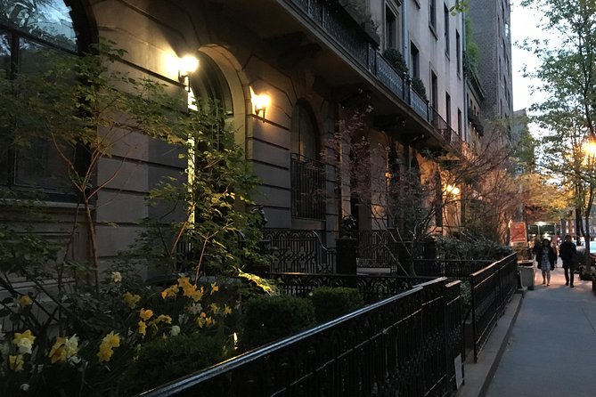 New York City Ghost Tour of Greenwich Village - Eerie Locations Covered on Tour