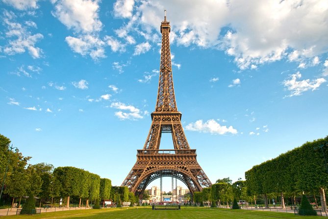 Paris Airport CDG Arrival Private Transfer to Paris by Luxury Van - Experience Details