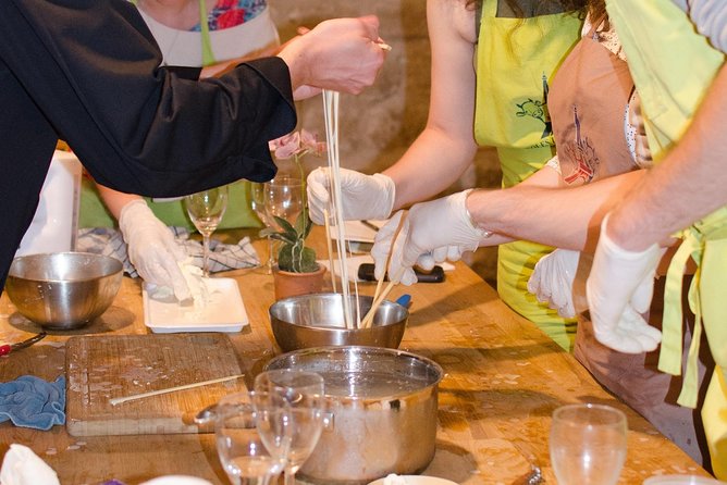 Paris Cheesemaking Workshop Including Wine and Cheese Tasting With an Expert - Reviews