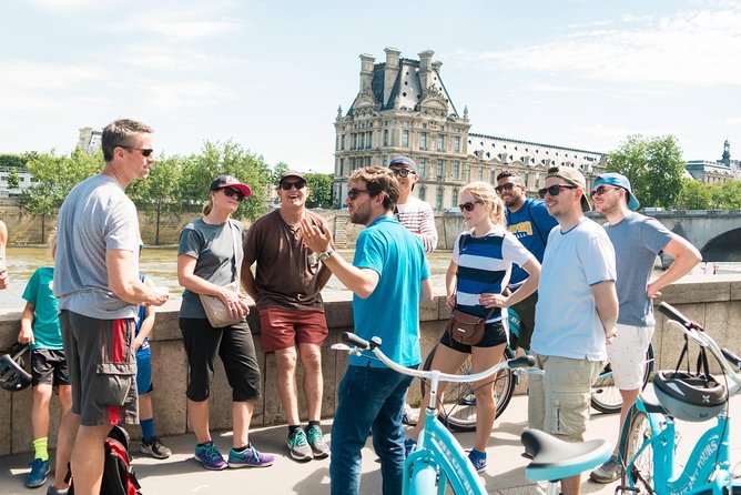 Paris Highlights Bike Tour: Eiffel Tower, Louvre and Notre-Dame - Main Sights Covered