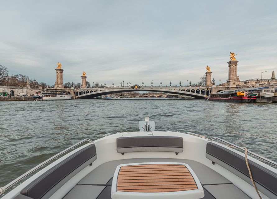 Paris: Private Seine River Cruise With Guide - Itinerary & Highlights