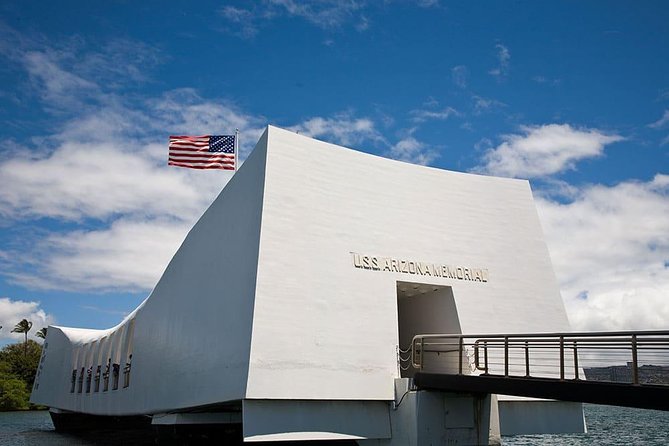 Pearl Harbor Deluxe Uncovered Tour With Lunch - Cancellation Policy