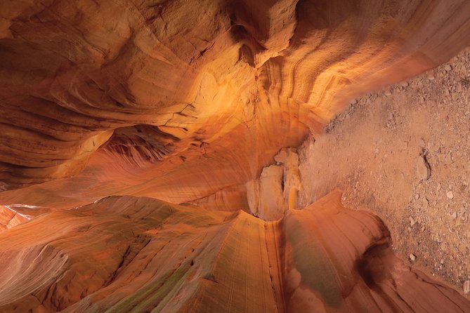 Peekaboo Slot Canyon 4WD Tour - Tour Inclusions