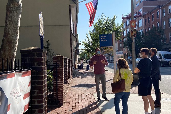 Philadelphia Old City Historic Walking Tour With 10 Top Sites - Step Inside Betsy Ross House