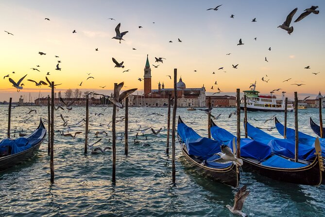 Private Gondola Ride in Venice off the Beaten Track - Meeting and End Points