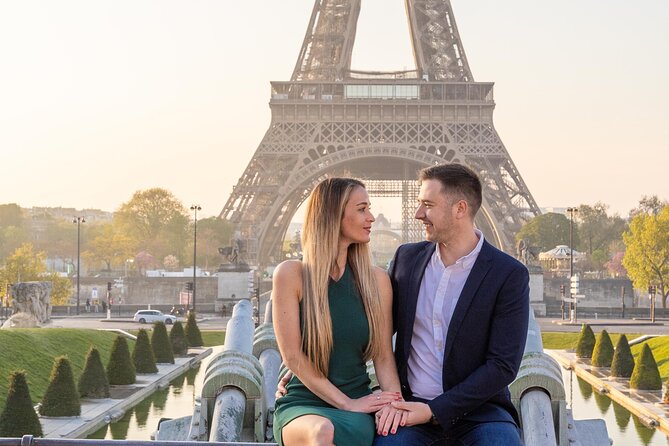 Private Guided Professional Photoshoot by the Eiffel Tower - Inclusions