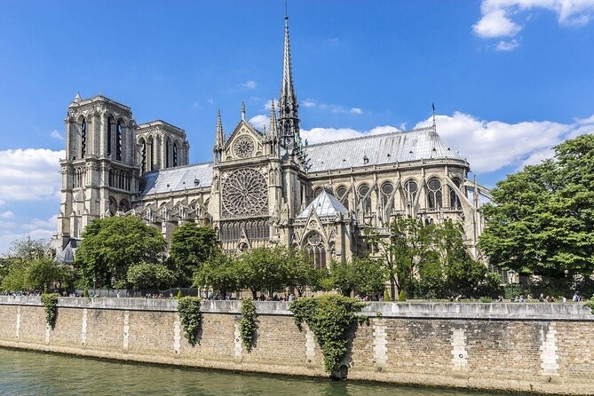 Private Historical Tour of Notre Dame - Booking Information