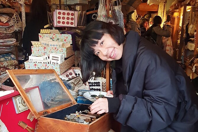 Private Shopping Tour at the Paris Antique Flea Market - Customer Reviews