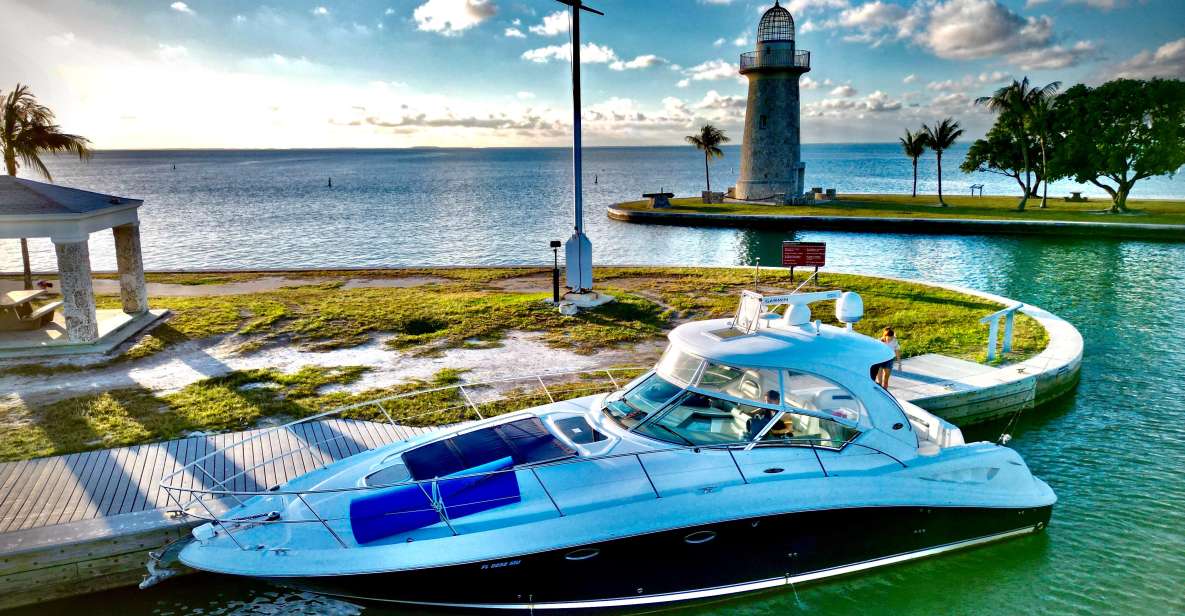 Private Yacht Rentals 2h Champagne Gift - Amenities Included in the Rental