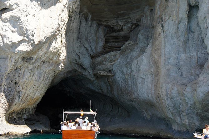 Small Group Capri Full Day Boat Tour From Positano With Drinks - Tour Details