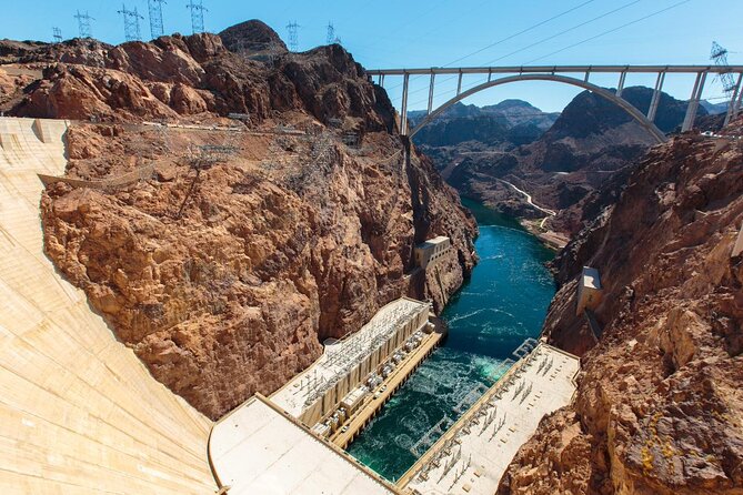 Small Group Grand Canyon, Hoover Dam and 7 Magic Mountains Tour - Itinerary Details