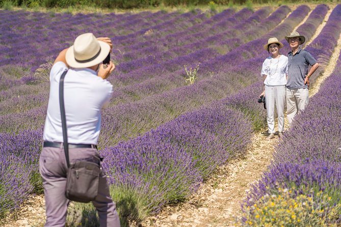 Small Group Marseille Shore Excursion: Lavender Tour - Tour Guide Meeting Point