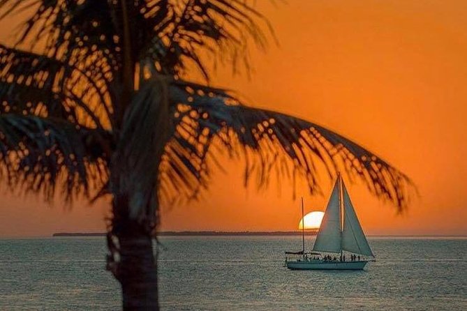 Sunset Sail in Key West With Beverages Included - Inclusions and Amenities