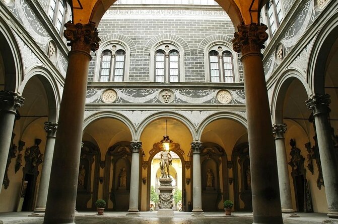 The Best Tour in Florence: Renaissance & Medici Tales - Guided by a STORYTELLER - Medici Dynasty Insights