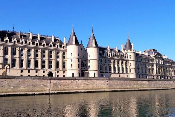 The Medieval Heart of Paris - History Walk (Small Group Tour) - Expert Guided Exploration