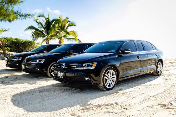 Transfers in Luxury Sedan From Cancun Airport - Service Overview