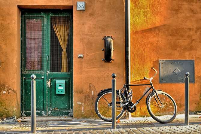 Trastevere and Romes Jewish Ghetto Half-Day Walking Tour - Historical Center Exploration