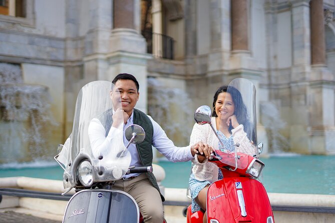 Vespa Scooter Tour in Rome With Professional Photographer - Photo Opportunities