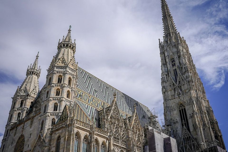 Vienna: Self-Guided Puzzle & Riddle Tour in the City Center - Highlights of the Experience