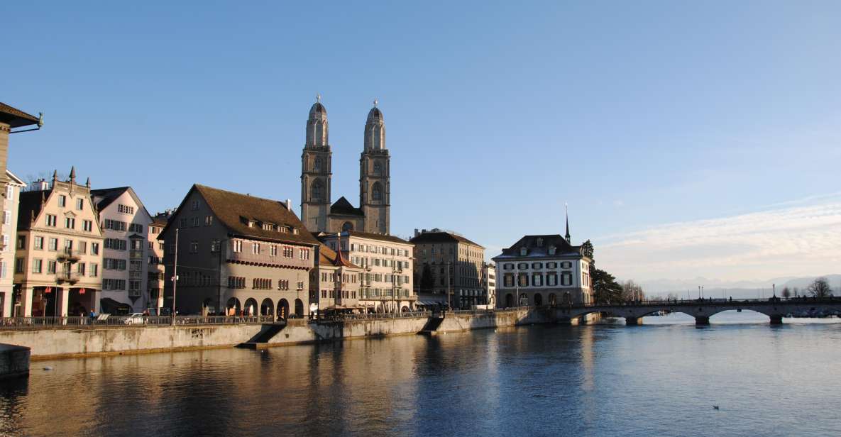 Zurich: 360 City Walk Including Hidden Spots - Historical Landmarks and Panoramic Views