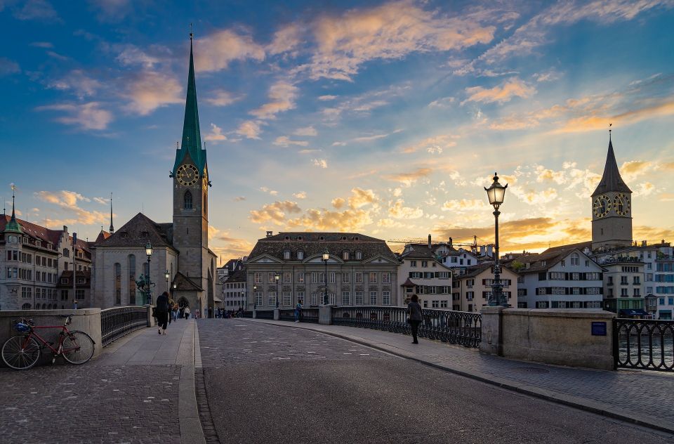 Zurich - Old Town Private Walking Tour - Gift Options