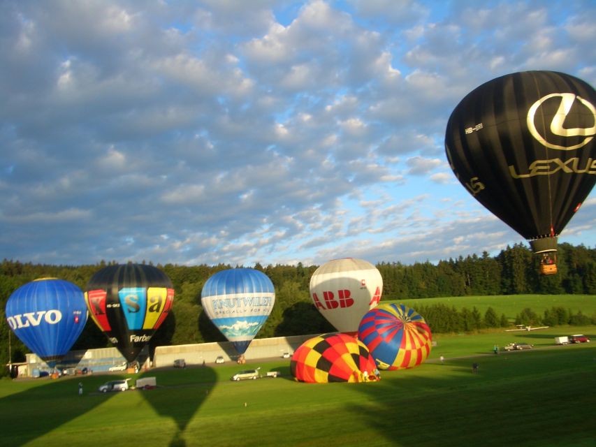 Zurich: Private Hot Air Balloon Ride & Champagne - Attire Guidelines