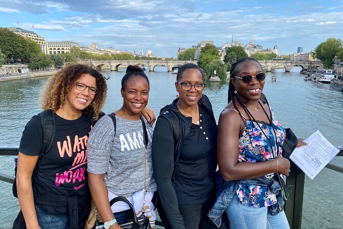 2 Hour Outdoor Group Activity in PARIS: PARIS, MY HEART - Meeting and Pickup Details