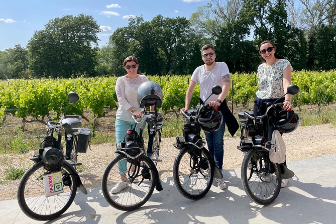 A Tour in Provence in a Typical French Motorized Bike : the Solex - Safety Precautions on a Solex