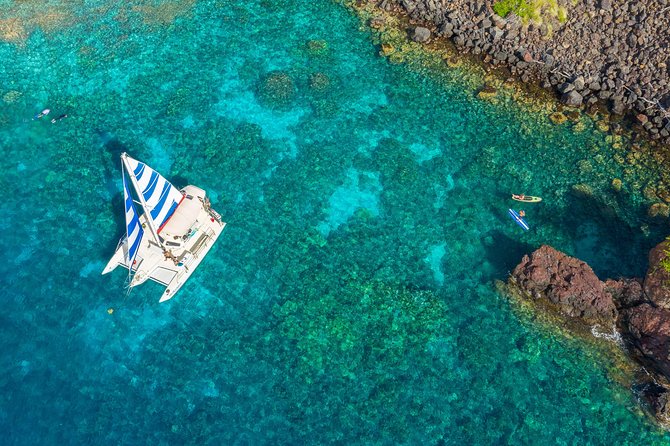 Afternoon Sail & Snorkel to the Captain Cook Monument - Snorkeling Experience